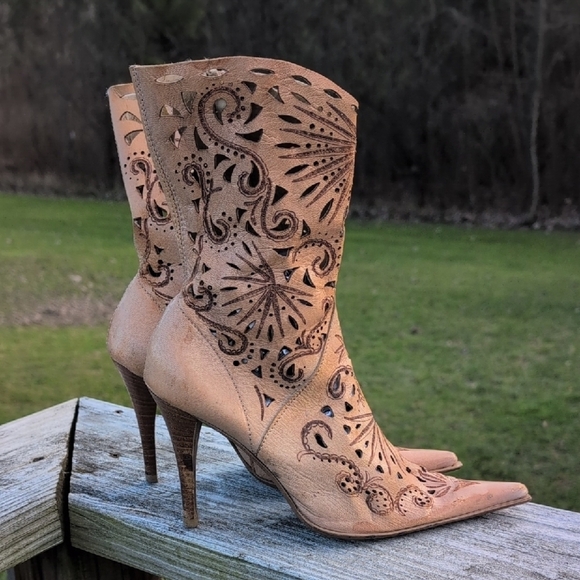 Renzo Formen Shoes - Elegant Tan Leather Heeled Boots From Renzo Formen